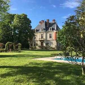 Bed & Breakfast Domaine Du Perrier, Sainte-Agathe-la-Bouteresse